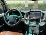 Toyota Land Cruiser VX-R 2010 V8